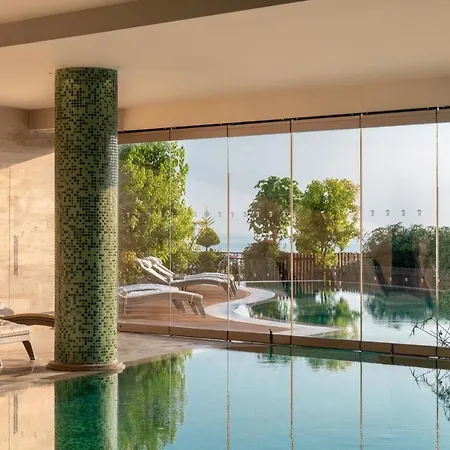 فندق Elexus & & Casino Klepini