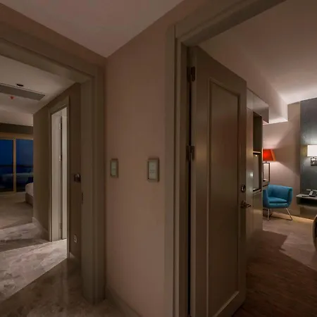 Hotel Elexus & & Casino