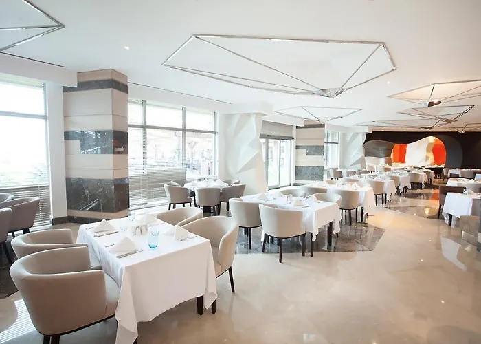 Elexus & & Casino 5*