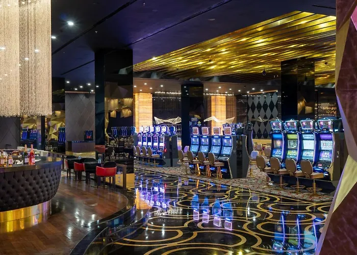 Elexus & & Casino Hotel 5*