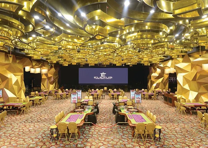 Elexus & & Casino Otel