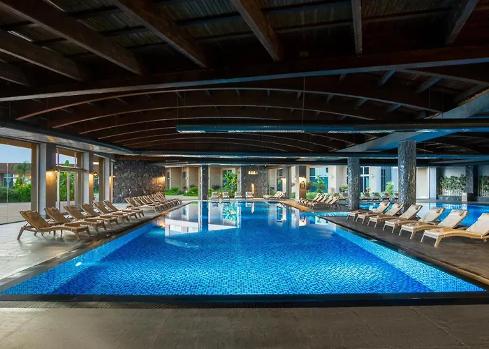 Elexus & & Casino Hotel 5*