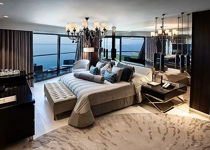 Ξενοδοχείο Elexus & & Casino 5*