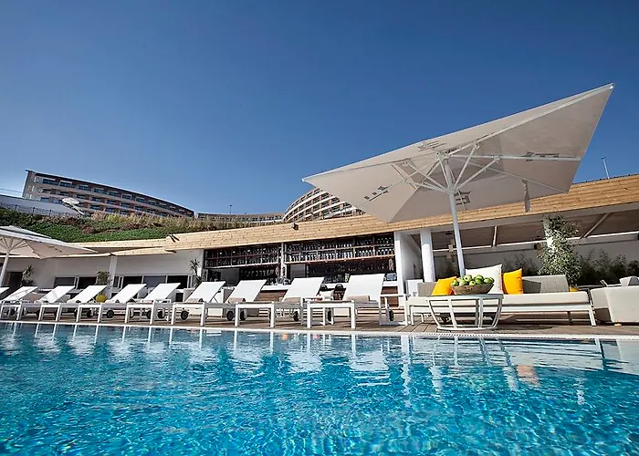 Otel Elexus & & Casino